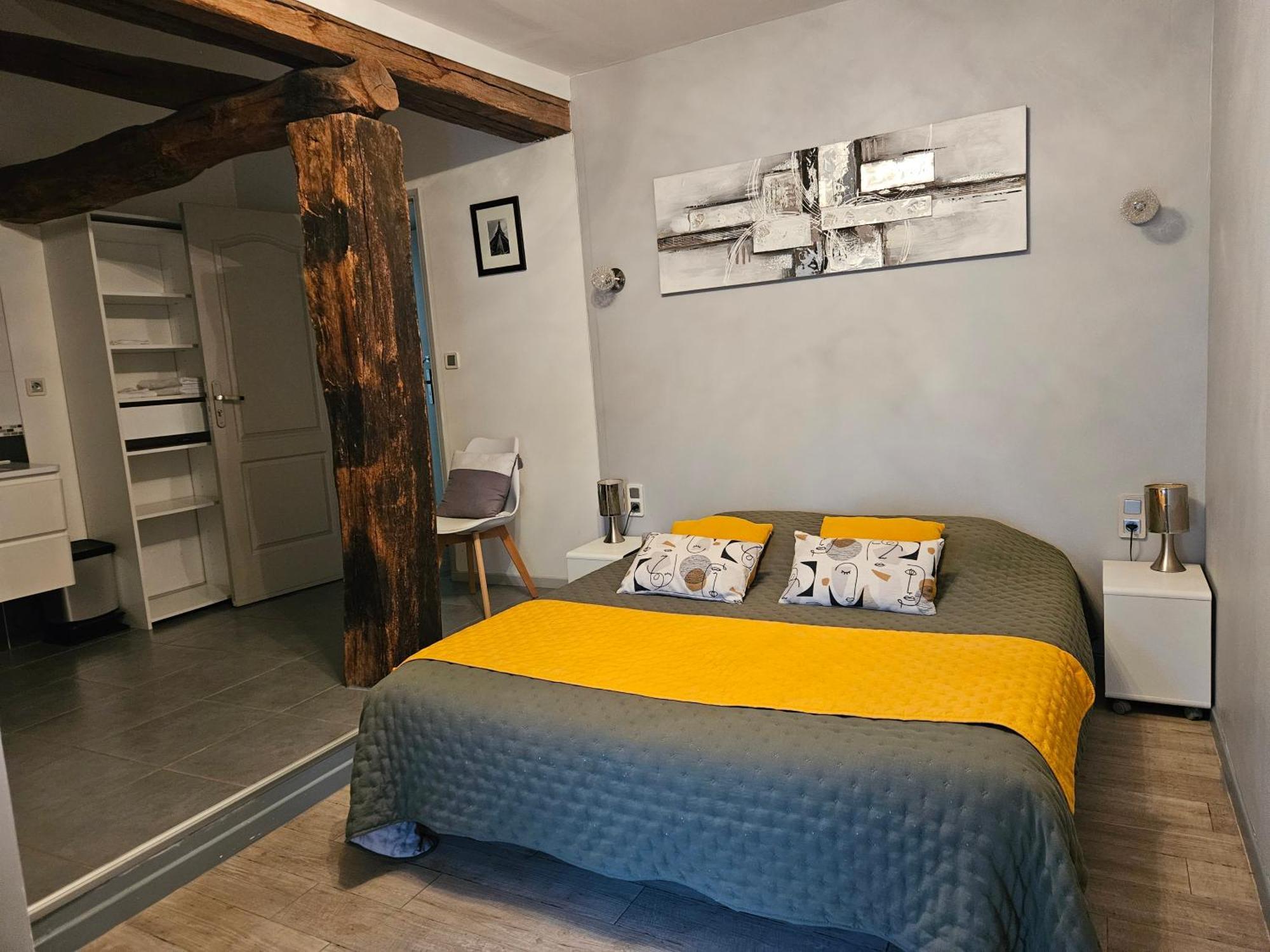 A La Gloriette Bed & Breakfast Neuville-de-Poitou Exterior photo